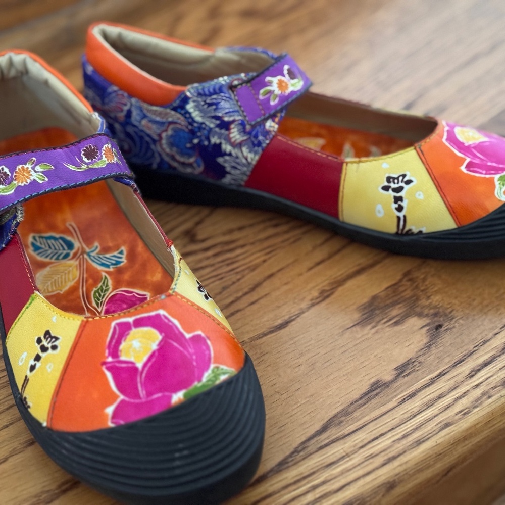 BOHO Soffia Women’s Mary Jane Floral Leather Flat African Shoes Size 7 1/2